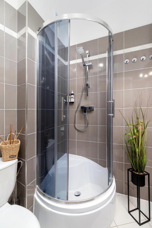 Wow Apartment By Cozyplace Krakow Ngoại thất bức ảnh